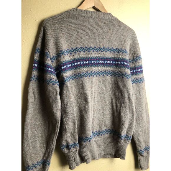 Vintage Jantzen Wool Blend Fair Isle Sweater - Made in USA (Size M) - Picture 6 of 12